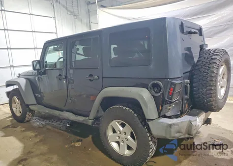 2010 Jeep Wrangler Unlimited Sport из США, поврежденный, VIN 1J4HA3H13AL213842